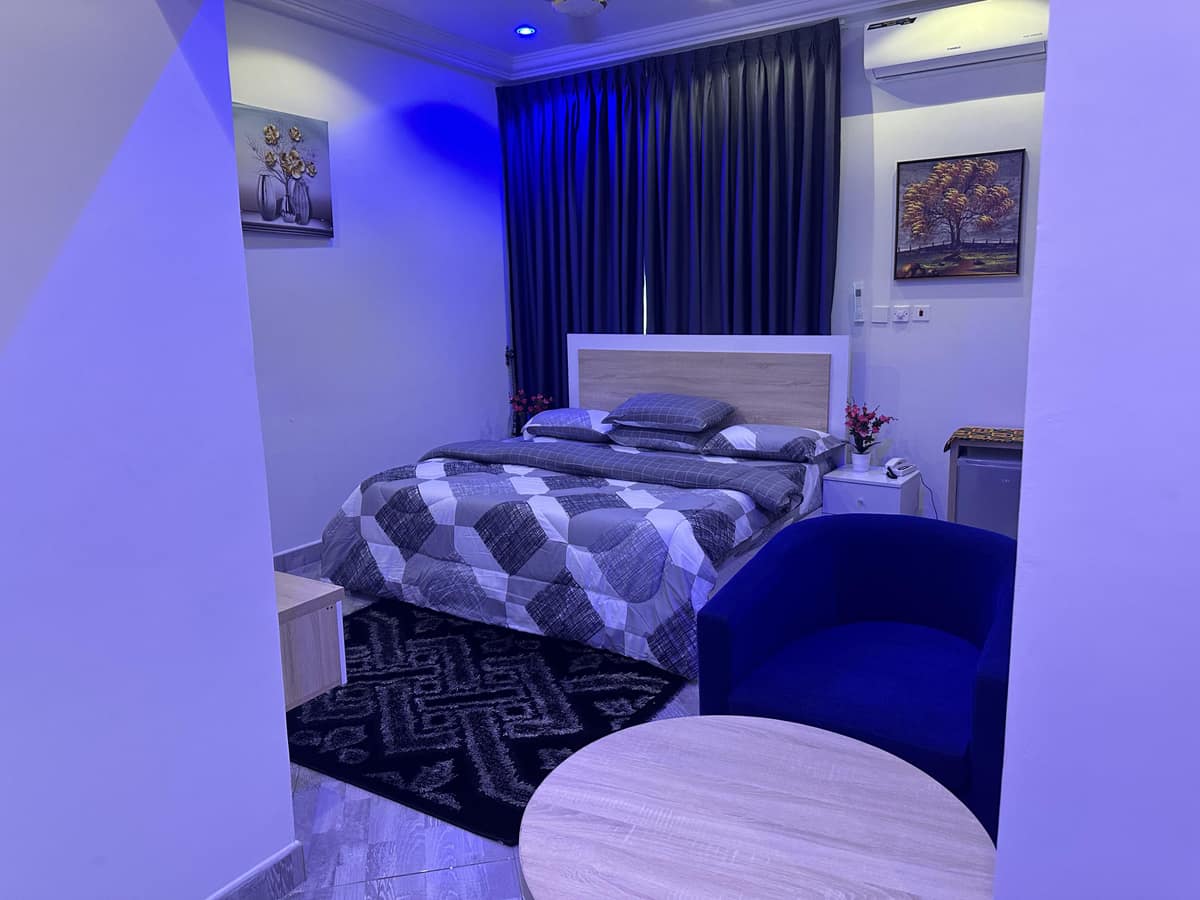Elegant Retreat Room